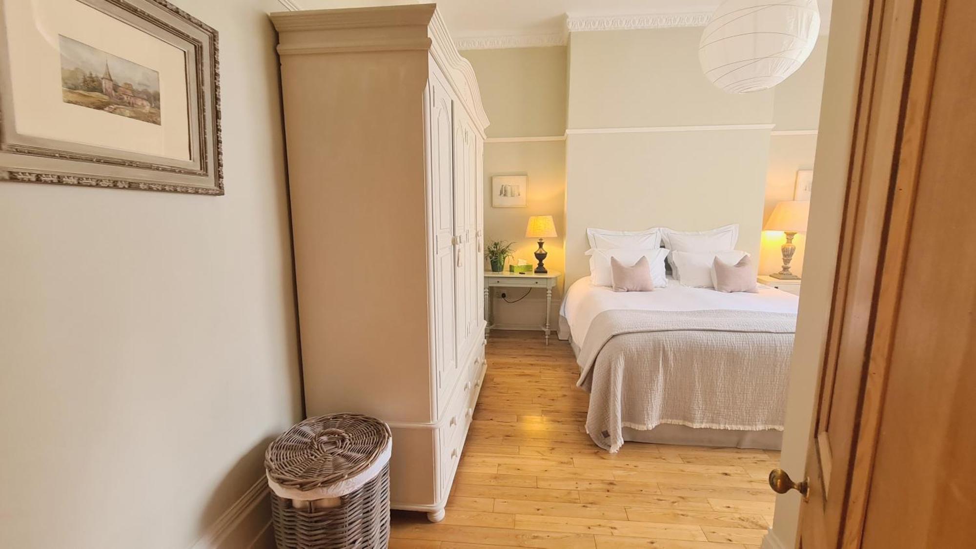 Crouch End - Spacious Flat Close To Лондон