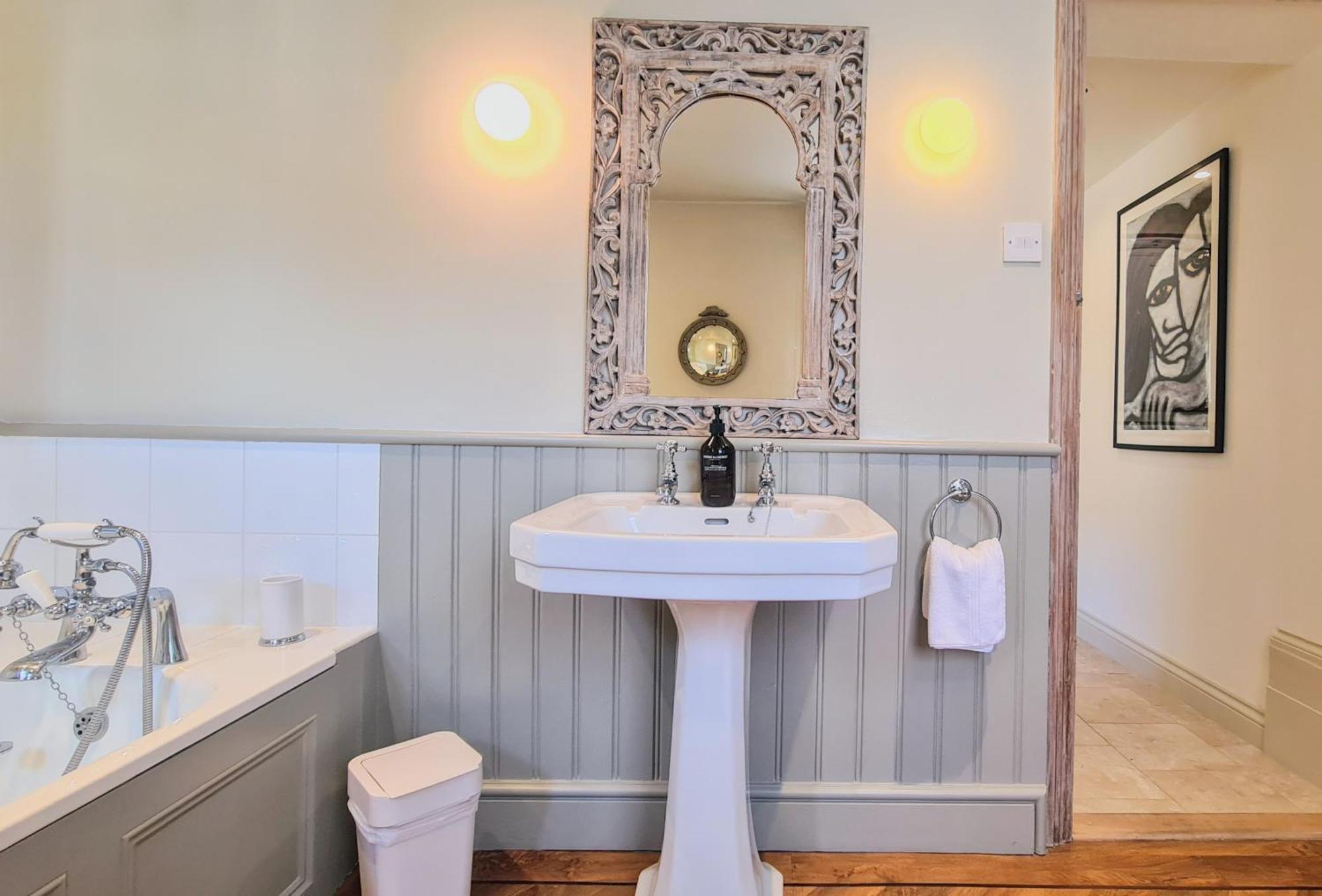 Crouch End - Spacious Flat Close To Апартаменты Лондон